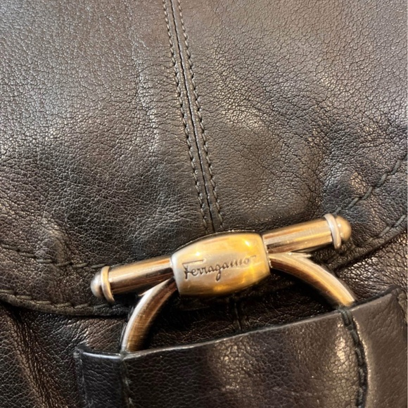 Salvatore Ferragamo Gancini Shoulder Bag - Picture 2 of 9